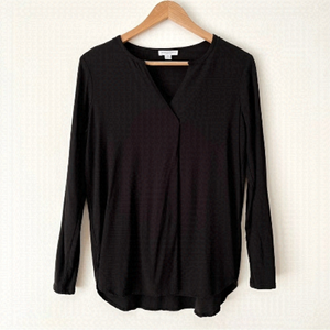 Carolina Belle Black Split V-Neck Long Sleeve Blouse Size S